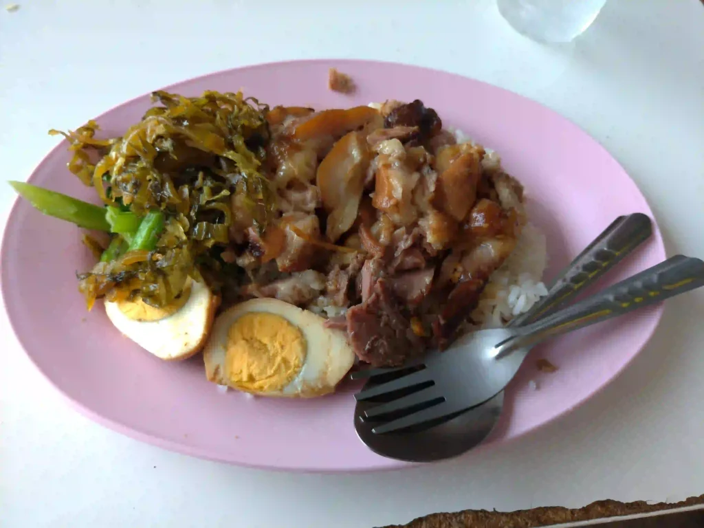 ブッカオ市場のカオカームー